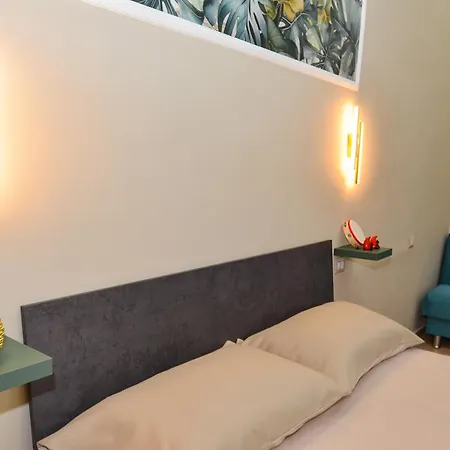 Stella Mia Luxury 4* Napels